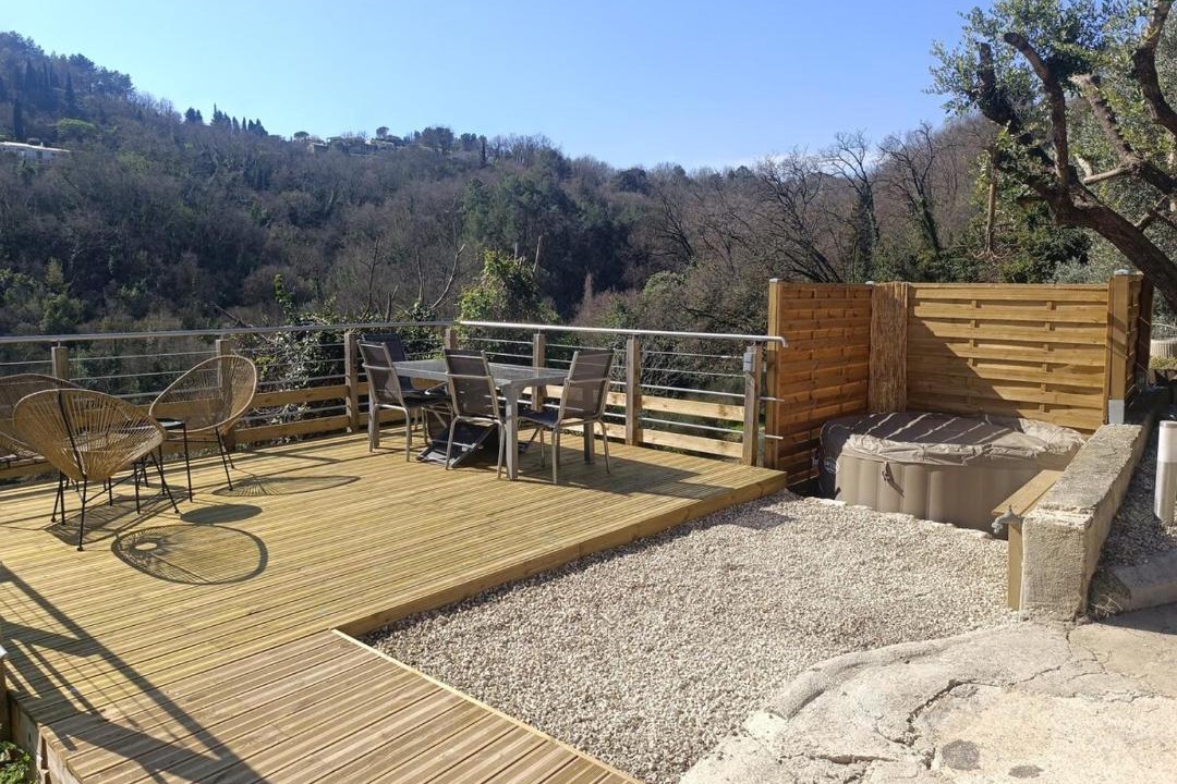 Photo of Patio Balcony in Le Bar-sur-Loup