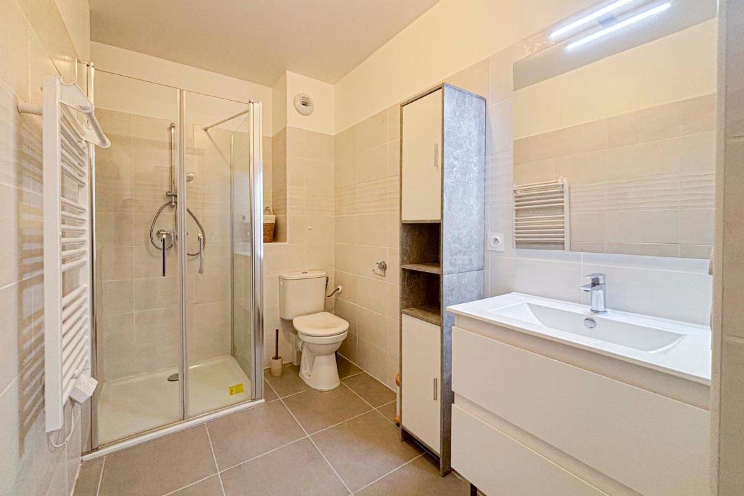 Photo of Bathroom in Gambetta