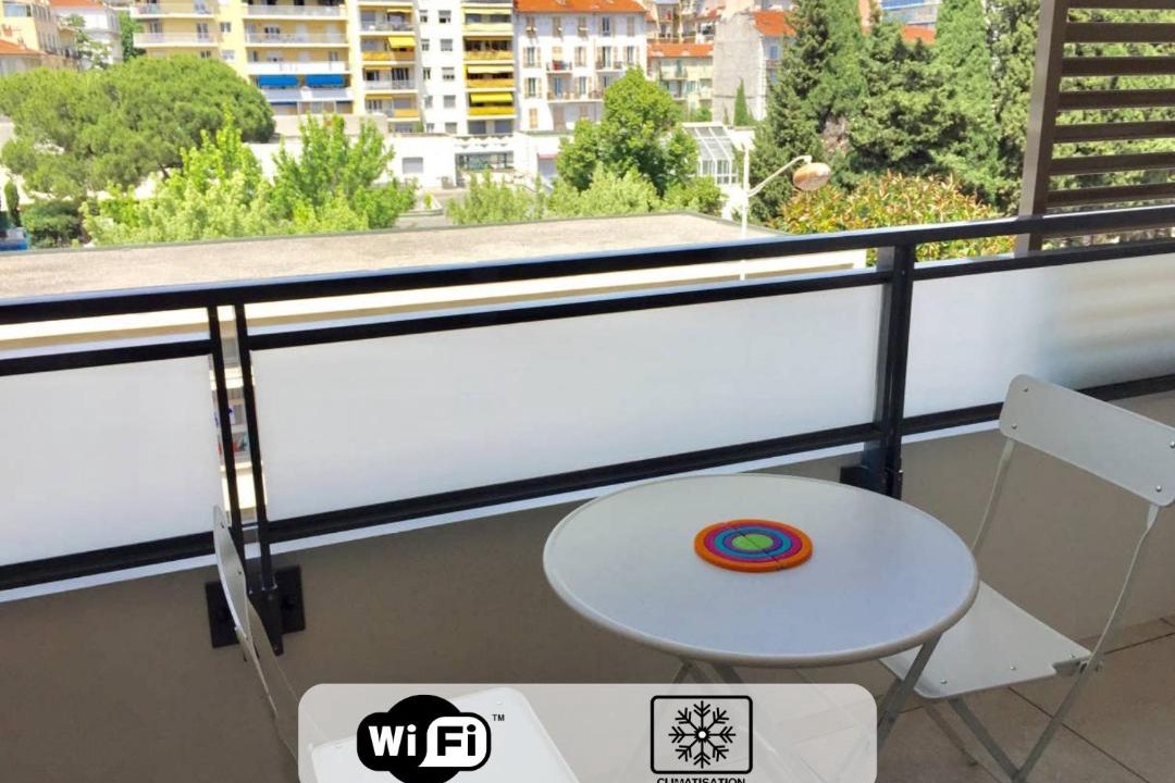 Photo of Patio Balcony in Vernier