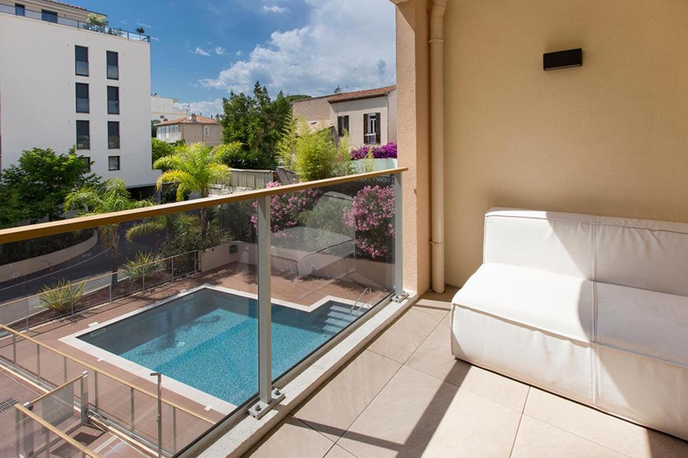 Photo of Patio Balcony in Pointe Croisette