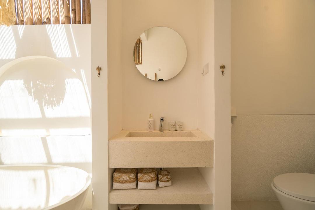 Photo of Bathroom in Padangsambian Klod