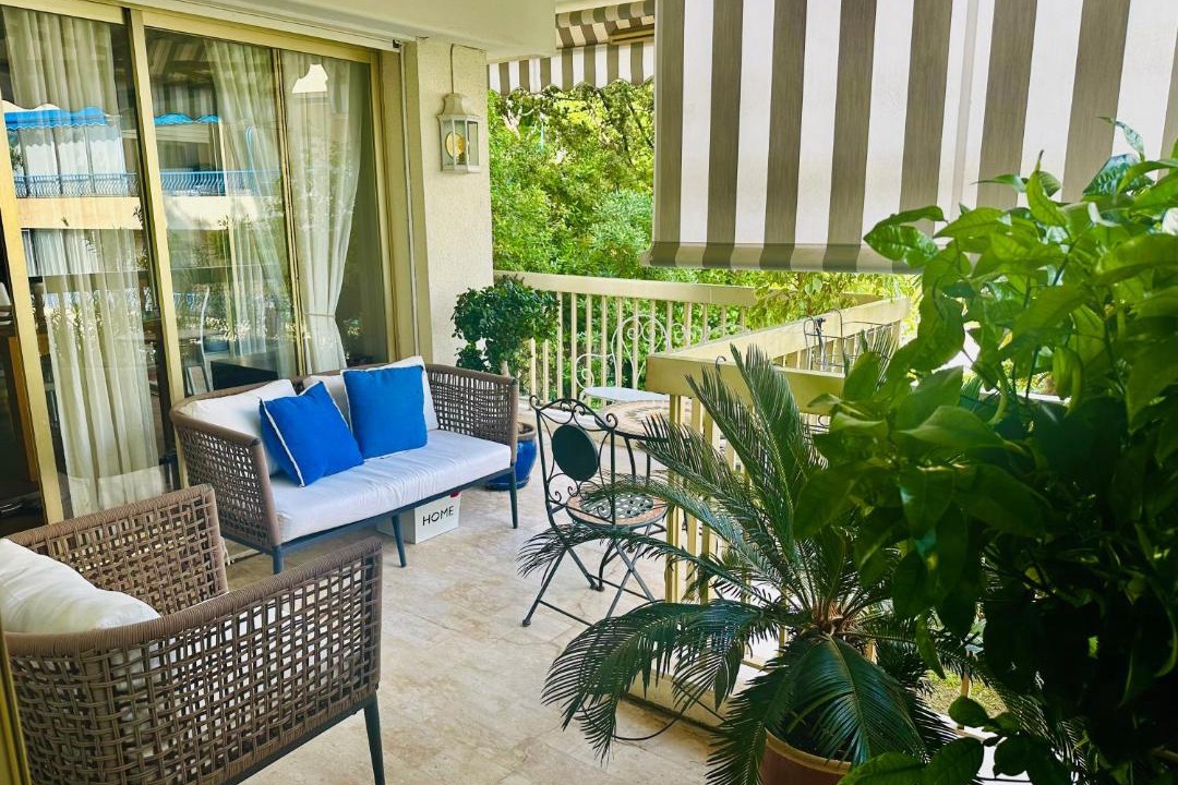 Photo of Patio Balcony in La Croix des Gardes