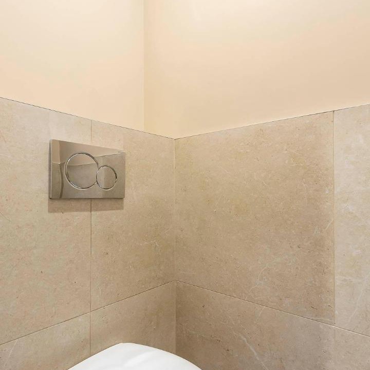 Photo of Bathroom in Vernier