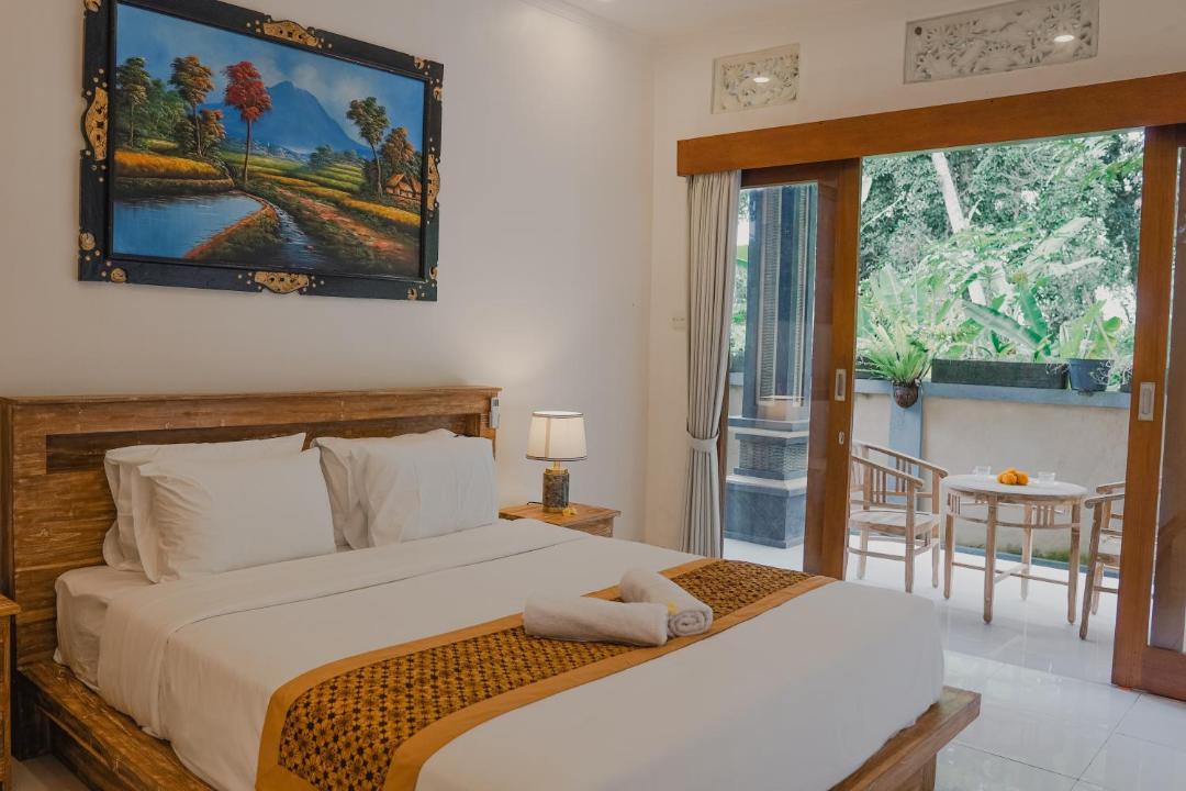 Photo of Bedroom in Keliki