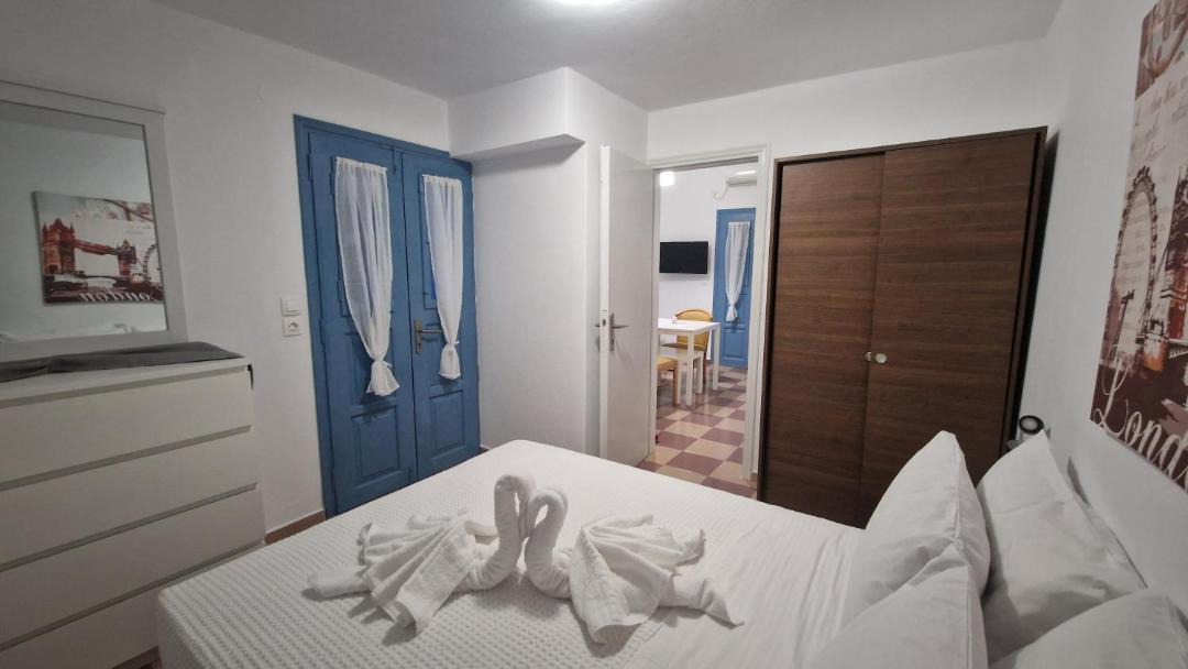 Photo of Bedroom in Perissa