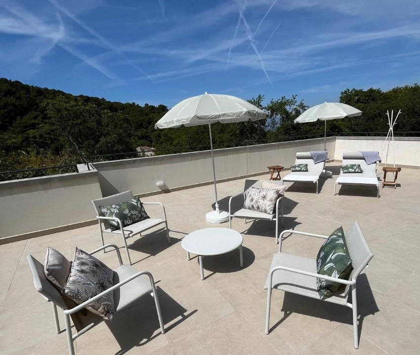 Photo of Others in Eze