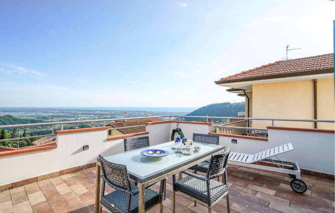 Photo of Patio Balcony in Corsanico-Bargecchia