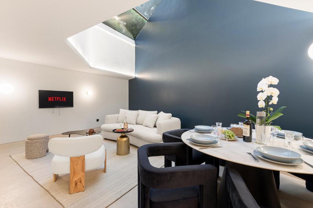 Photo of Livingroom in Prado - Republique