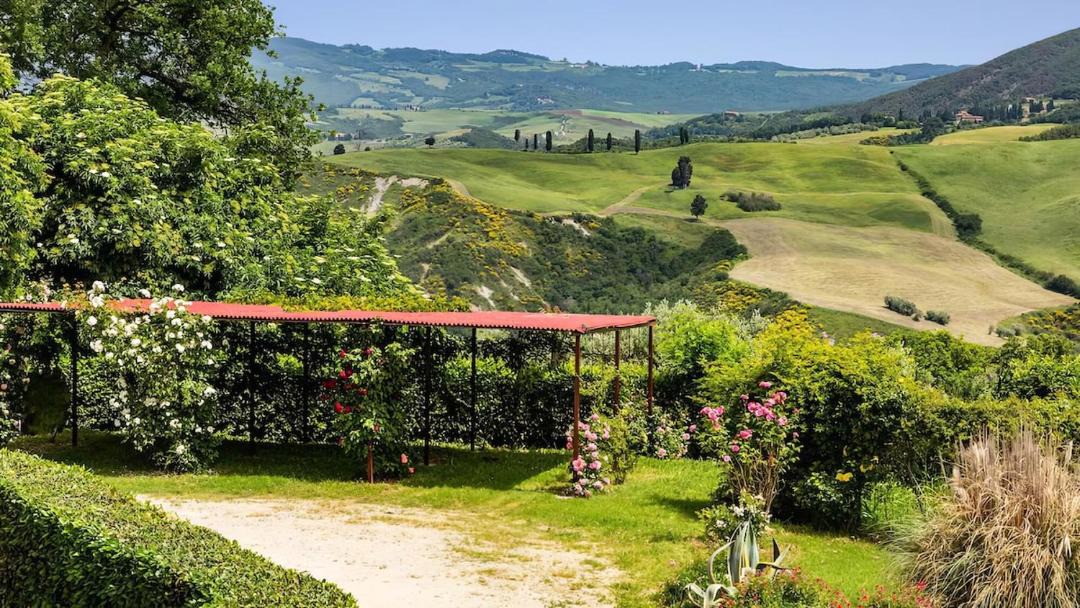 Photo of Others in Volterra
