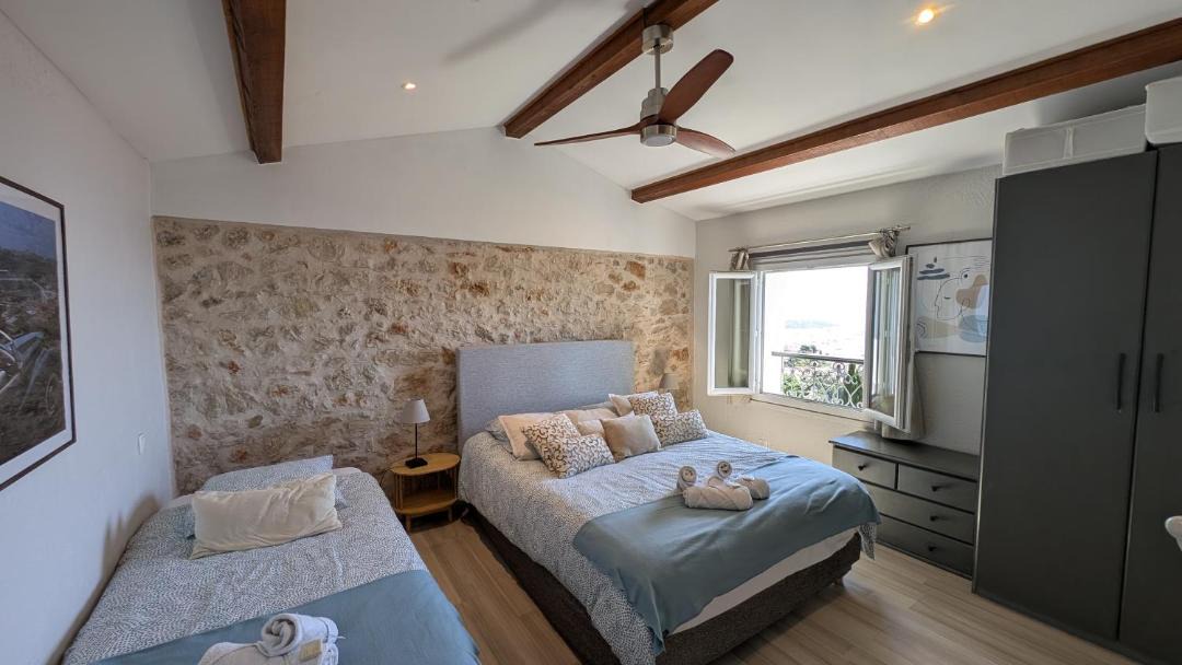 Photo of Bedroom in Beausoleil