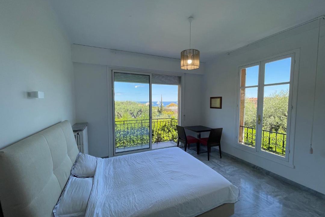 Photo of Bedroom in Beaulieu-sur-Mer