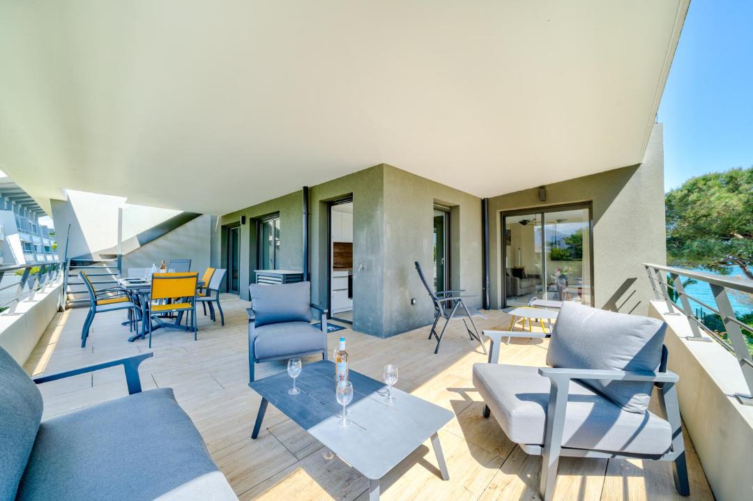 Photo of Patio Balcony in Villeneuve Loubet Beach