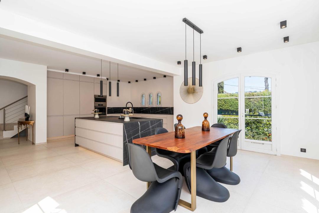 Photo of Kitchen in Riou - Petit Juas - Av de Grasse