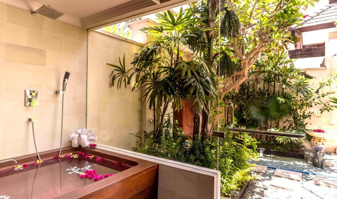 Photo of Bathroom in Kalisada