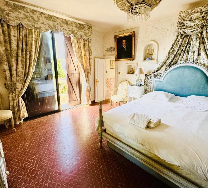 Photo of Bedroom in California - Pezou