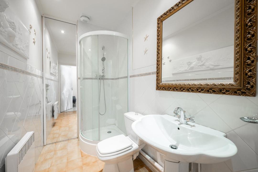 Photo of Bathroom in Saint Antoine