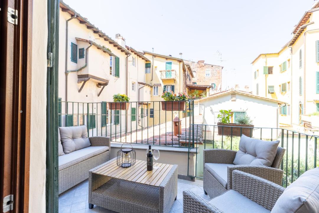 Photo of Patio Balcony in Lucca Historical Center