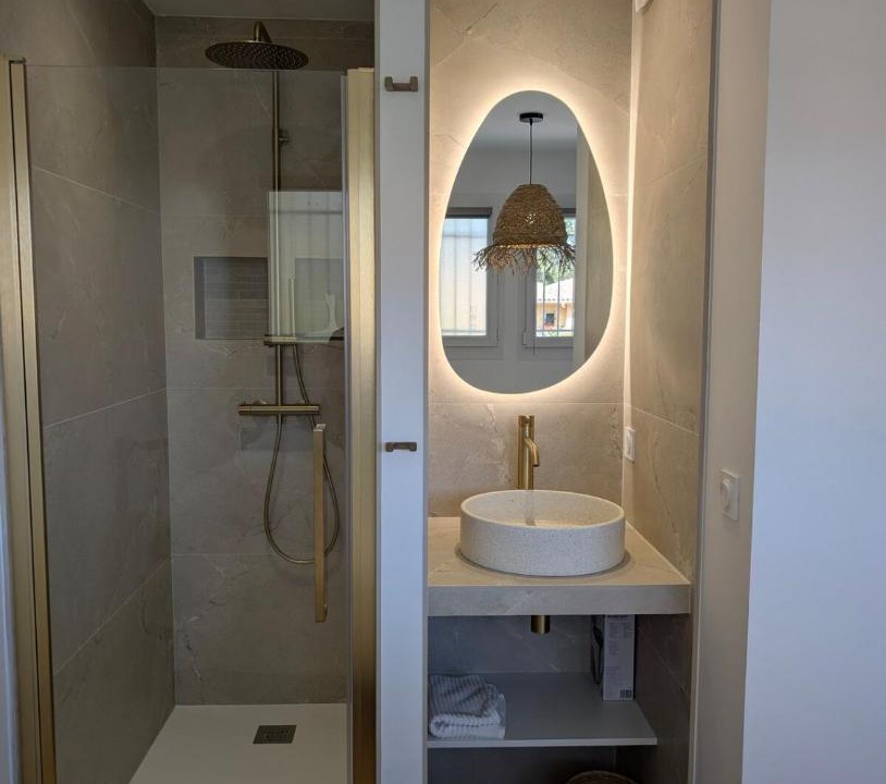 Photo of Bathroom in Boulouris-sur-Mer