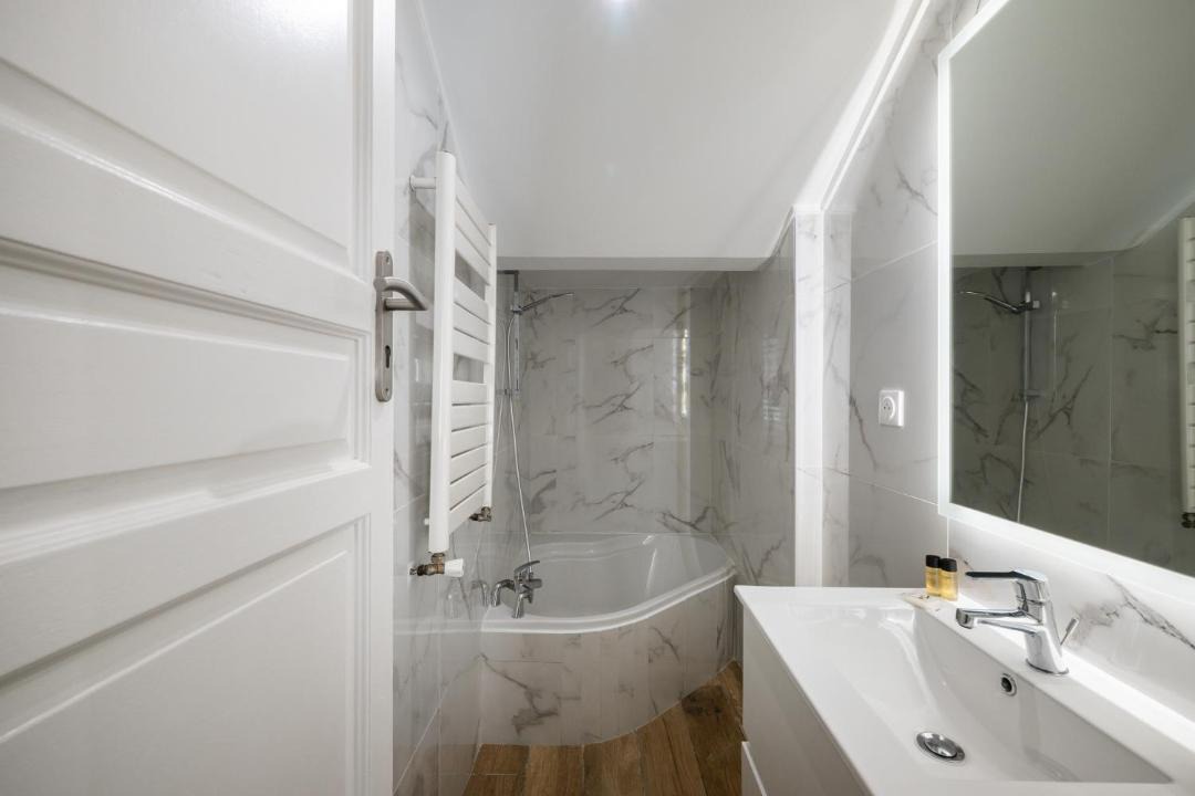 Photo of Bathroom in Riquier