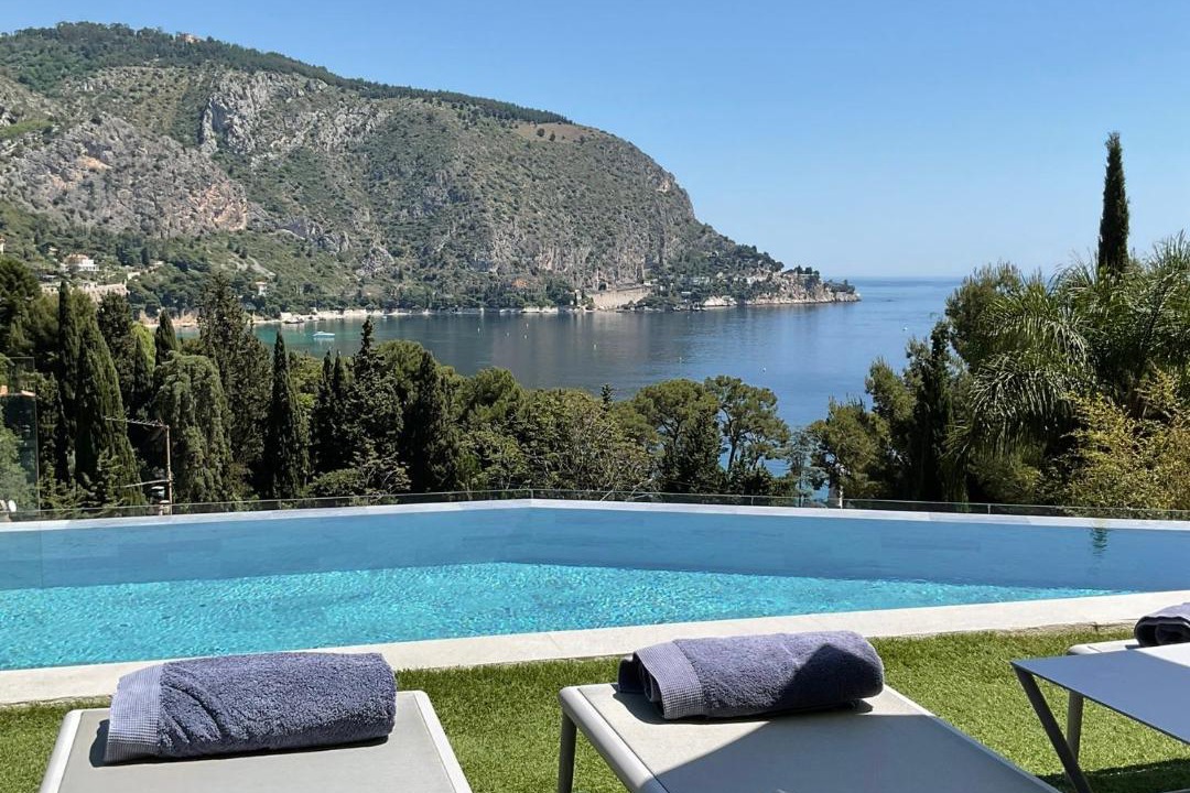 Photo of Others in Eze