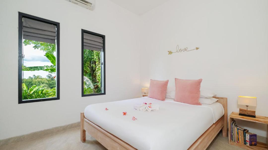 Photo of Bedroom in Kalibukbuk