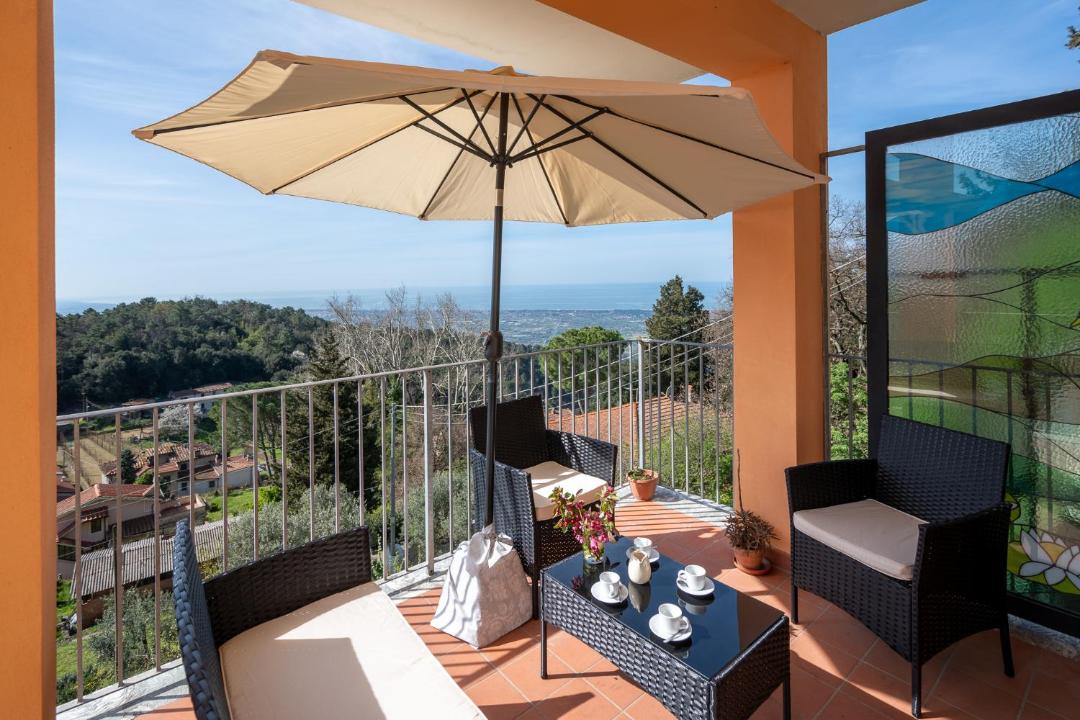 Photo of Patio Balcony in Camaiore