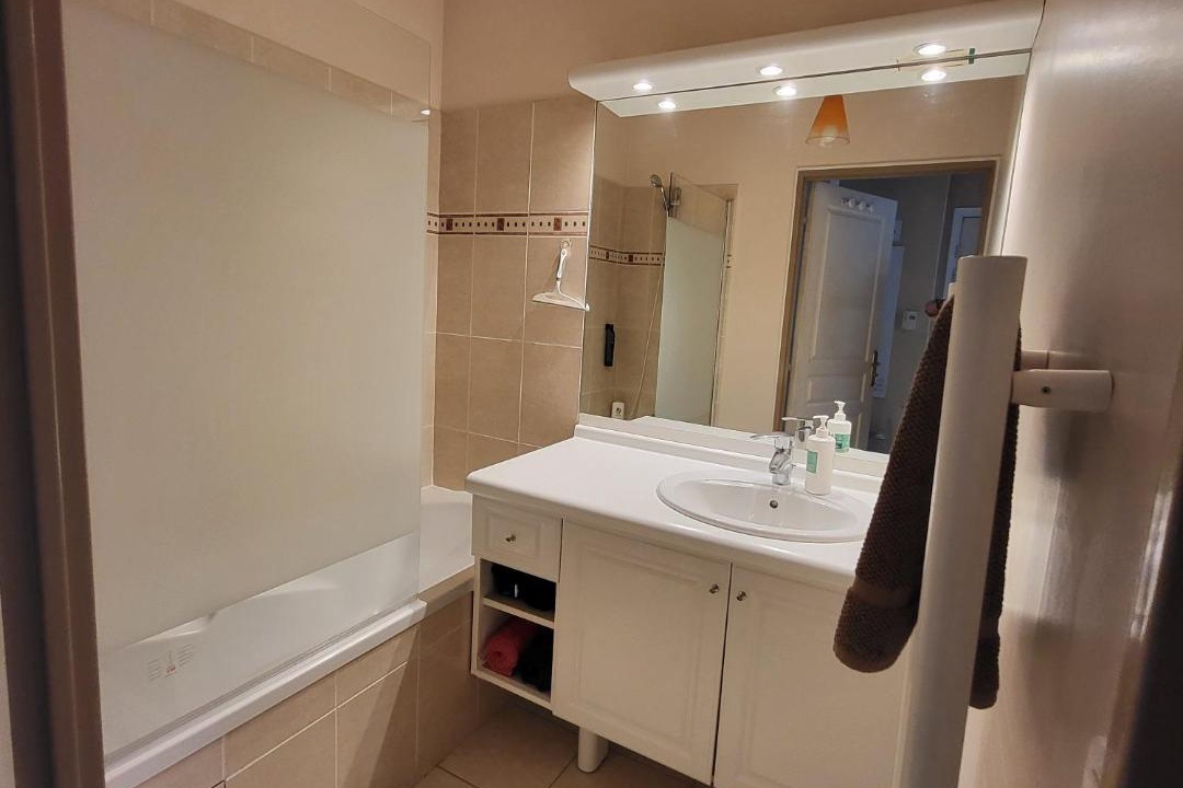 Photo of Bathroom in Saint-Laurent-du-Var