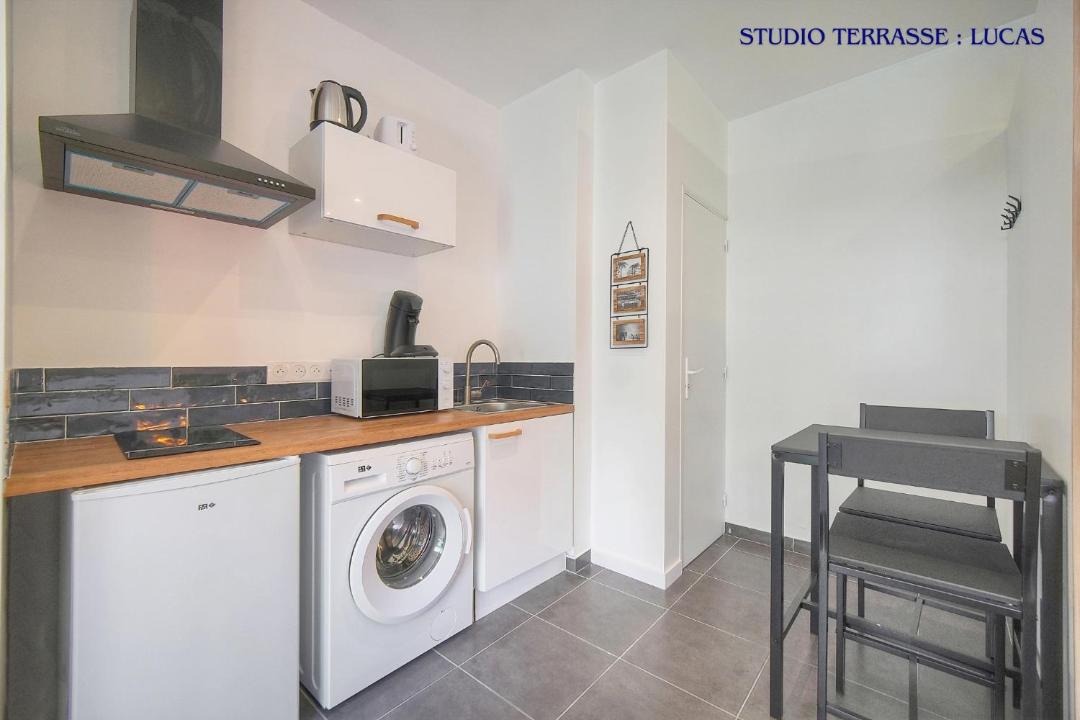 Photo of Kitchen in Prado - Republique