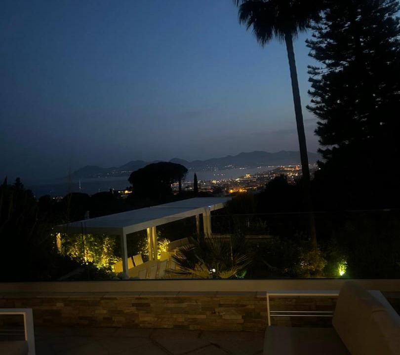 Photo of Others in California - Pezou