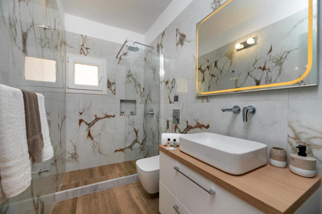 Photo of Bathroom in Perissa