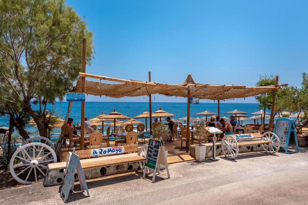 Photo of Others in Perissa