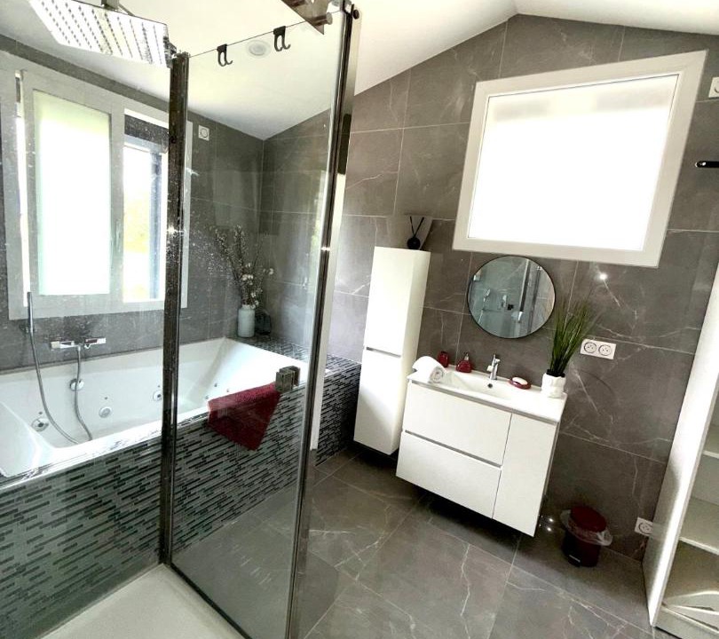 Photo of Bathroom in Berre-des-Alpes