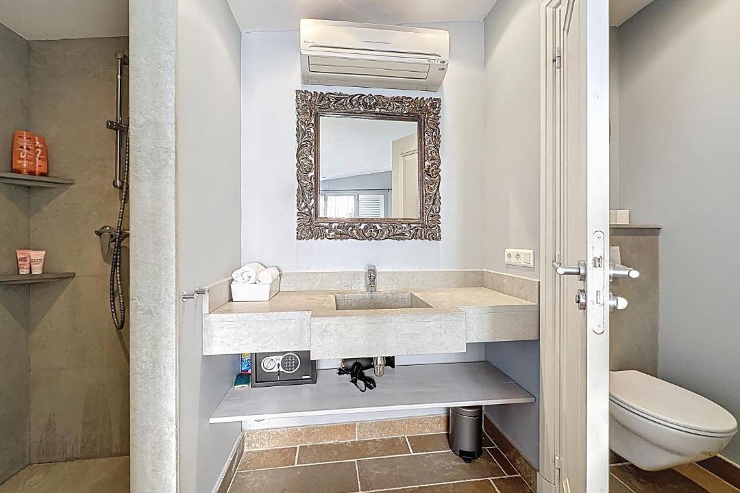 Photo of Bathroom in Pointe Croisette