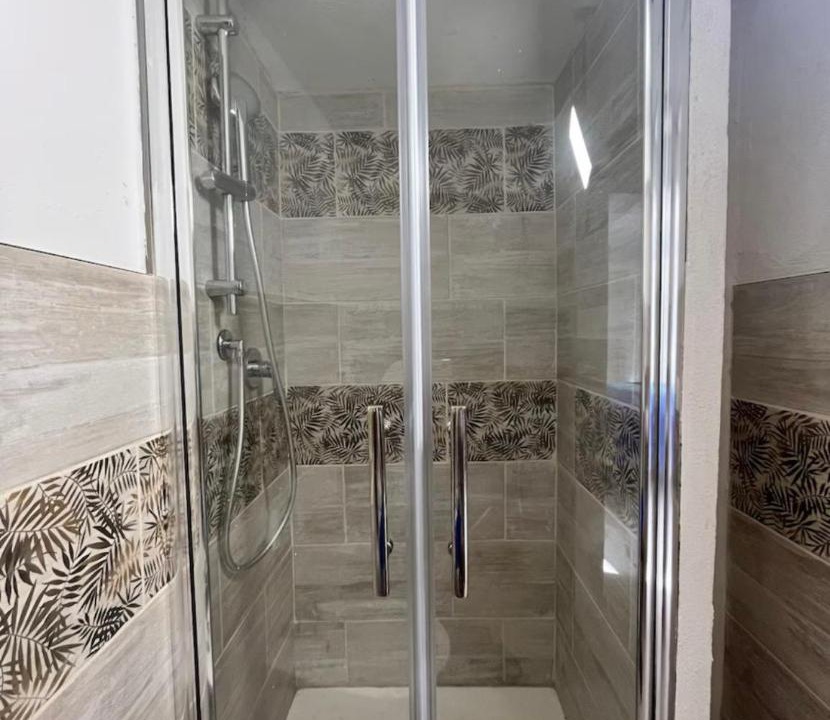 Photo of Bathroom in Vada