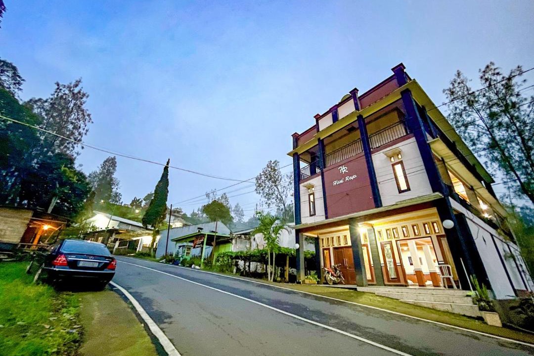 Photo of Others in Tosari