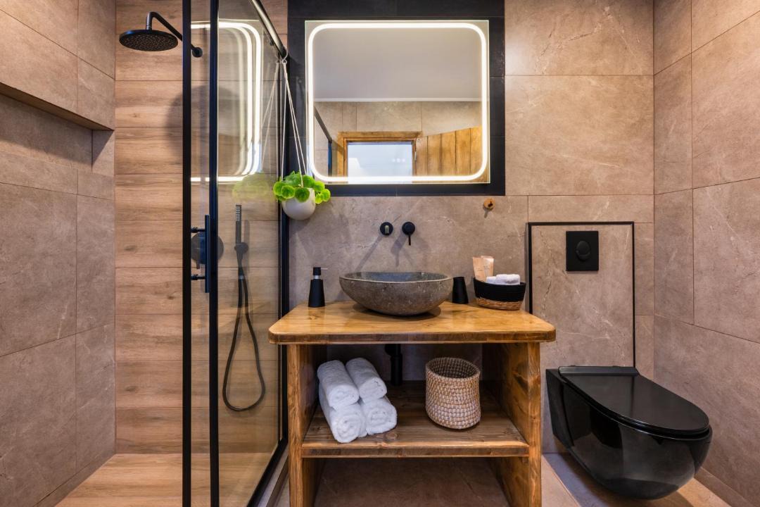 Photo of Bathroom in Fira