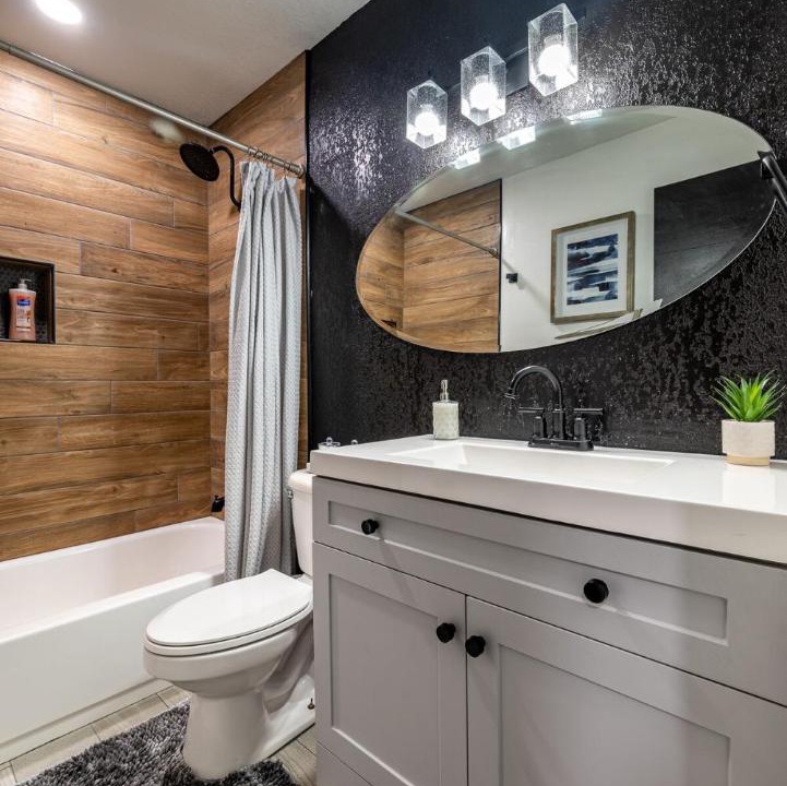 Photo of Bathroom in Lawsona - Fern Creek