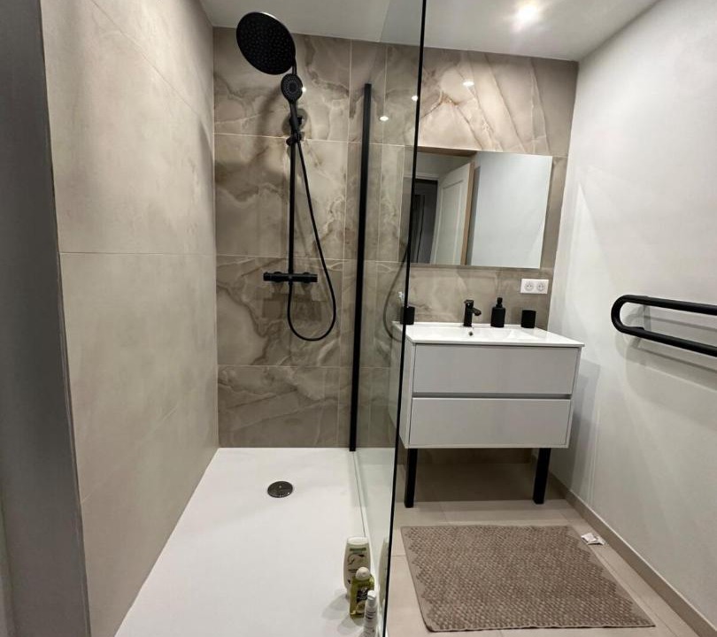 Photo of Bathroom in Roquesteron