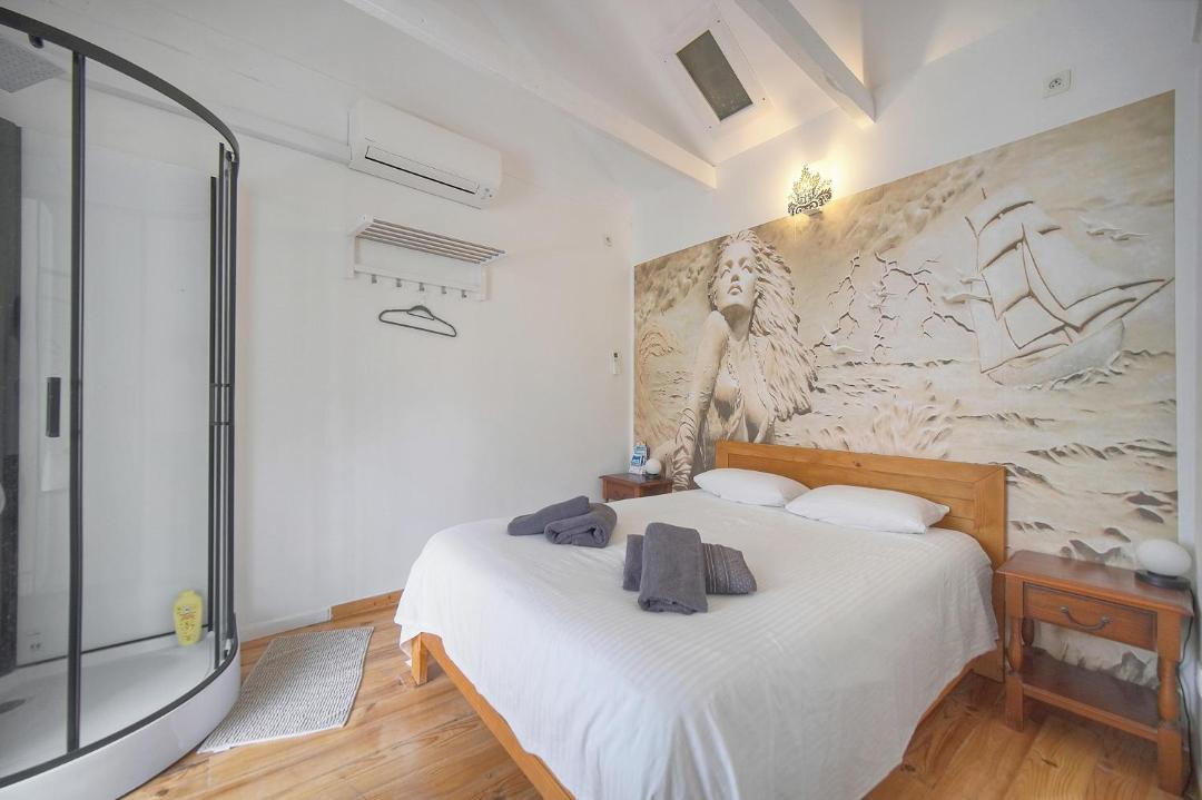 Photo of Bedroom in Riou - Petit Juas - Av de Grasse