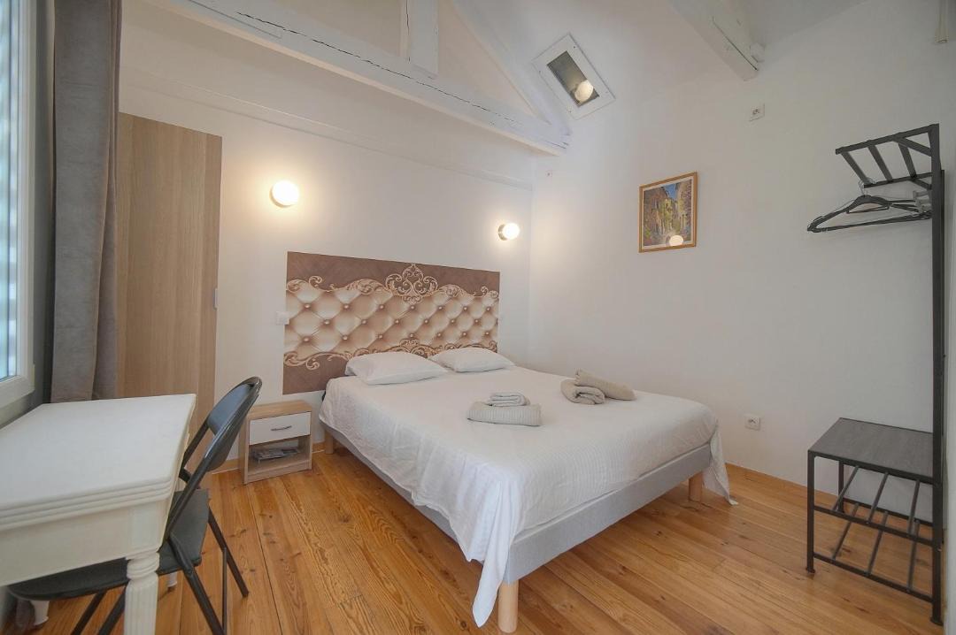 Photo of Bedroom in Riou - Petit Juas - Av de Grasse
