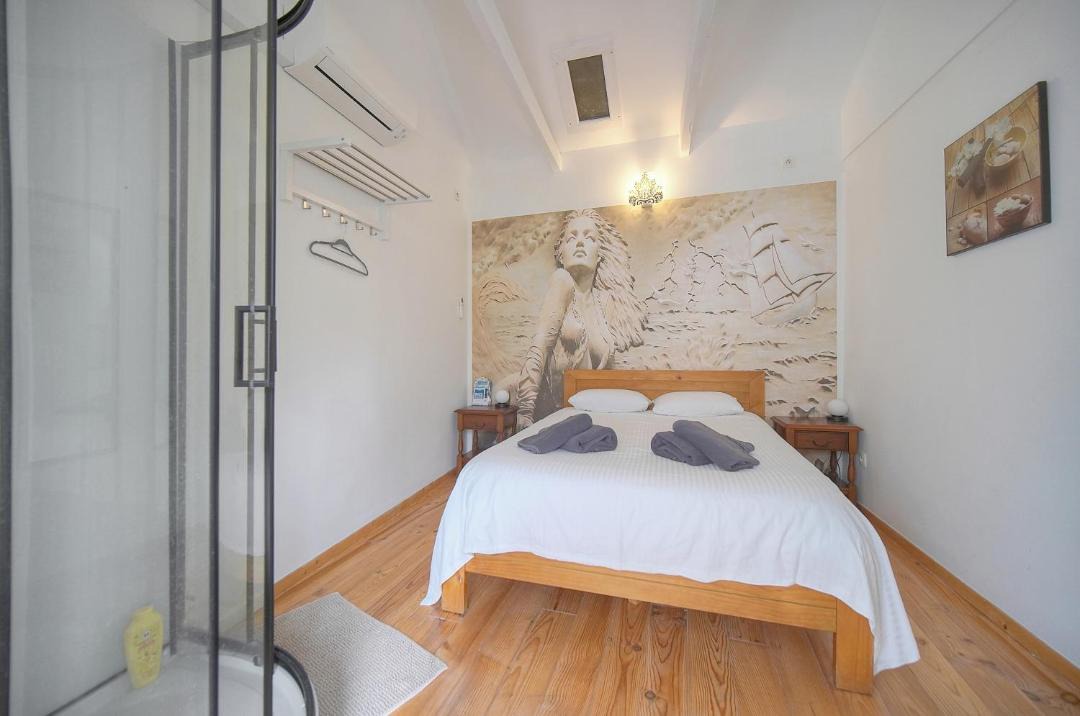 Photo of Bedroom in Riou - Petit Juas - Av de Grasse