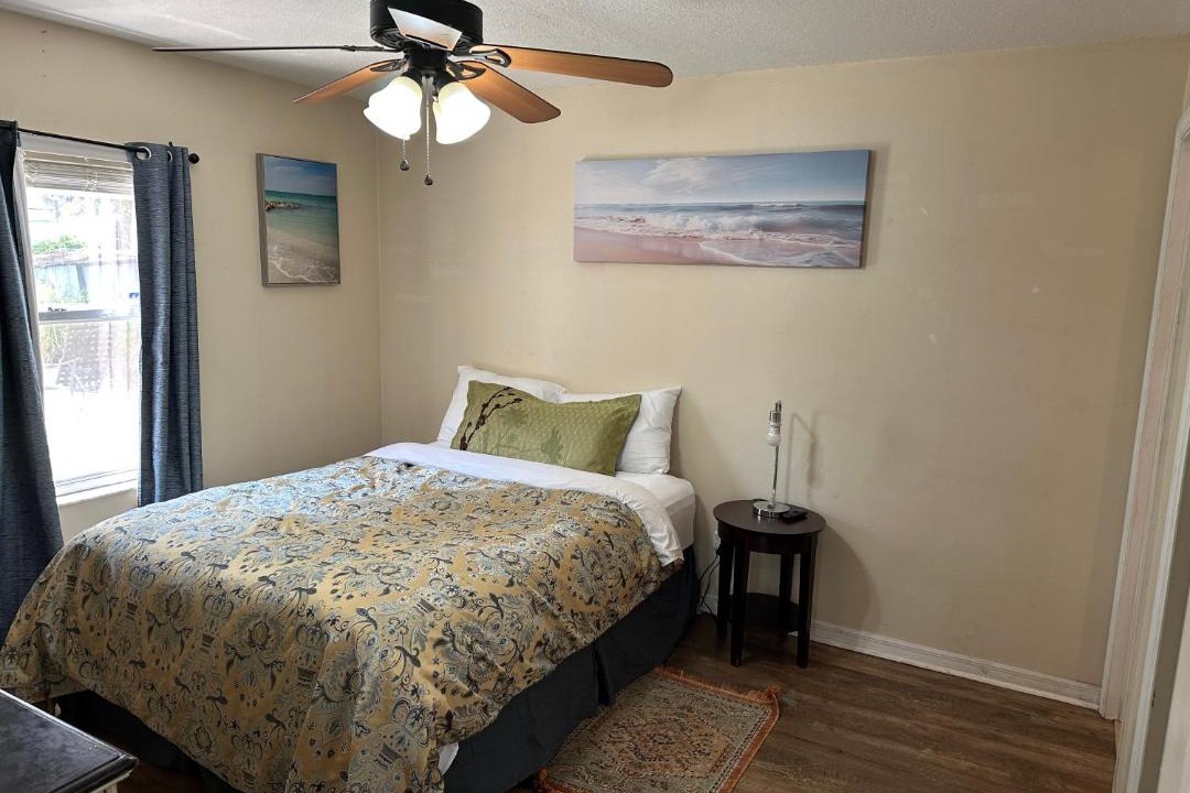 Photo of Bedroom in Orlovista