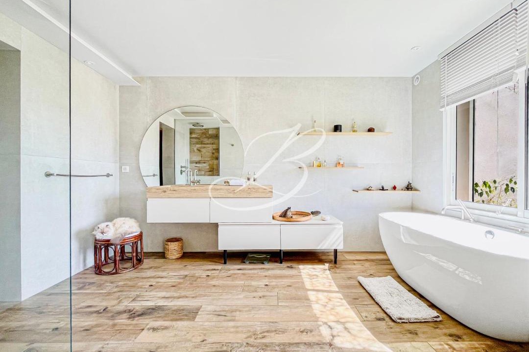 Photo of Bathroom in La Croix des Gardes