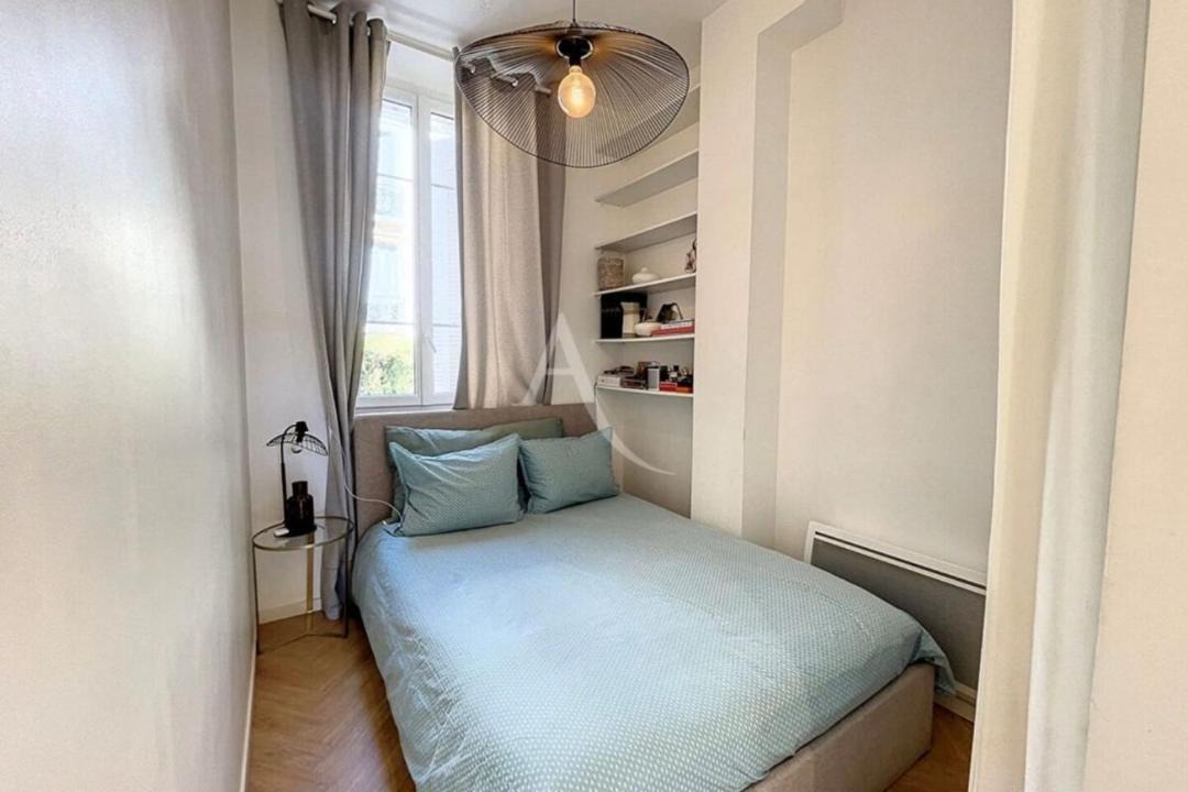 Photo of Bedroom in Carnot