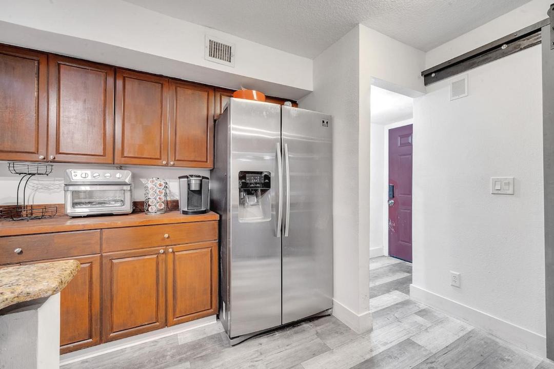 Photo of Kitchen in Florida Center North