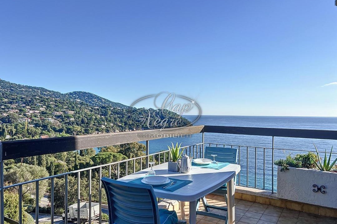 Photo of Patio Balcony in Rayol-Canadel-sur-Mer