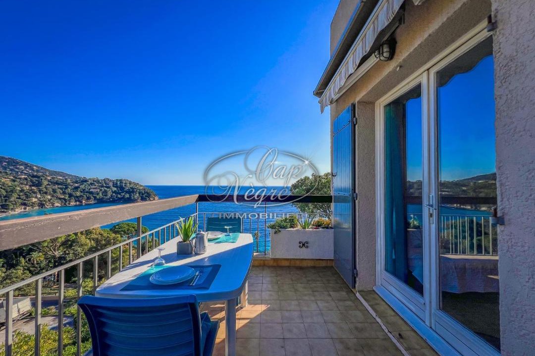 Photo of Patio Balcony in Rayol-Canadel-sur-Mer