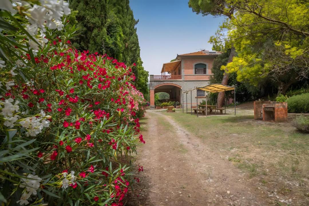 Photo of Others in Campiglia Marittima