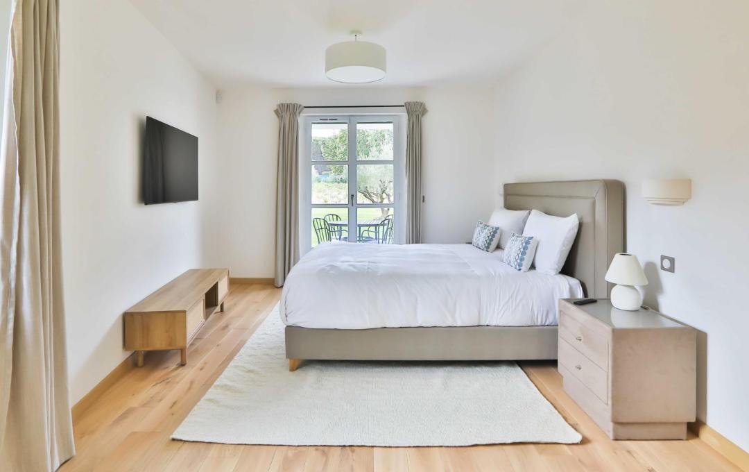 Photo of Bedroom in Saint-Tropez