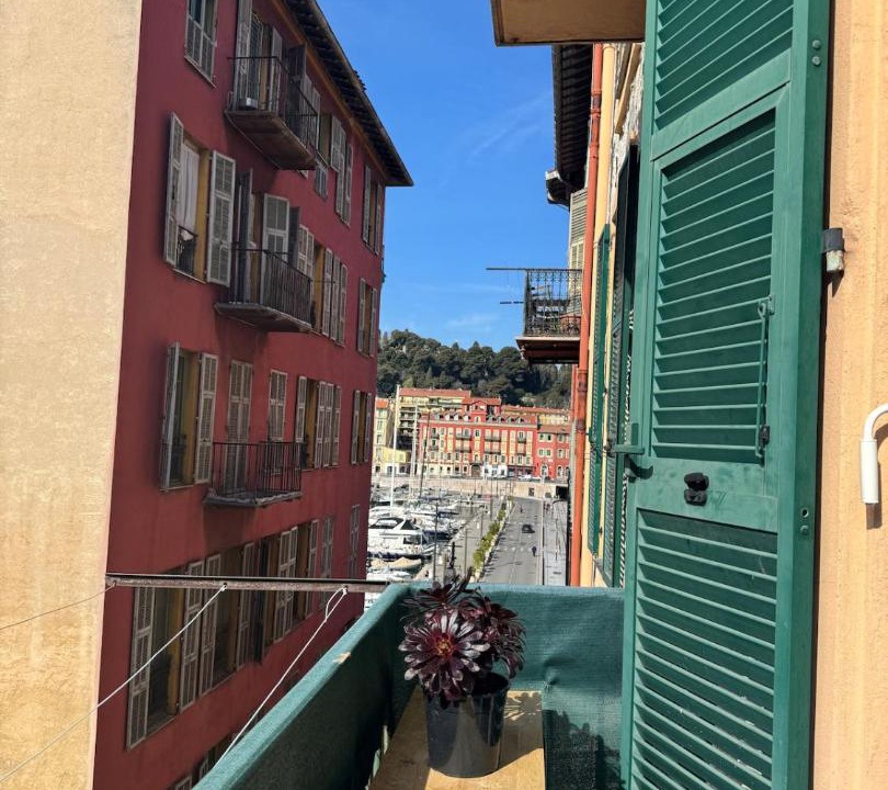 Photo of Others in Quartier du Port
